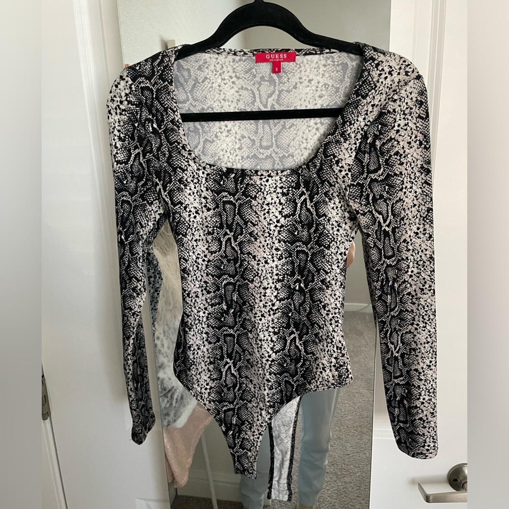 GUESS Long Sleeve Bodysuit Python Multi